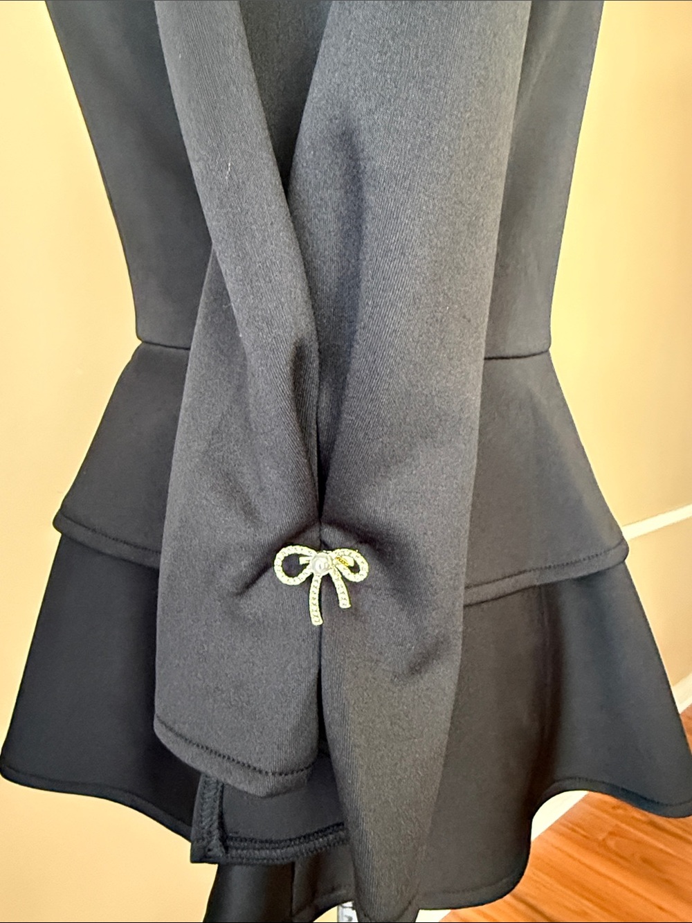 GRACIA 🖤 BLACK PEPLUM TIERED LONG-SLEEVE BLOUSE 🖤 SIZE MEDIUM 🌟NWT🌟 - Picture 9 of 17